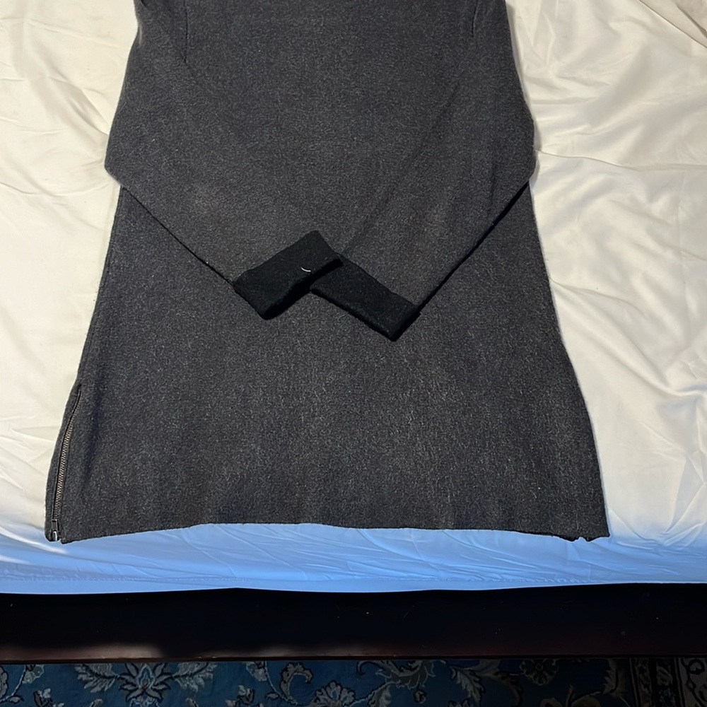 Nanette Lapore Sz S tunic sweater.